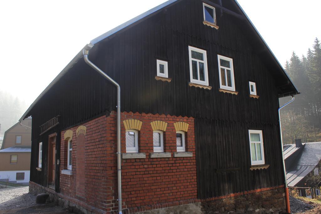 Ferienhaus Anno Dazumal, Wie Zu Oma'S Zeiten Apartment Klingenthal Exterior photo