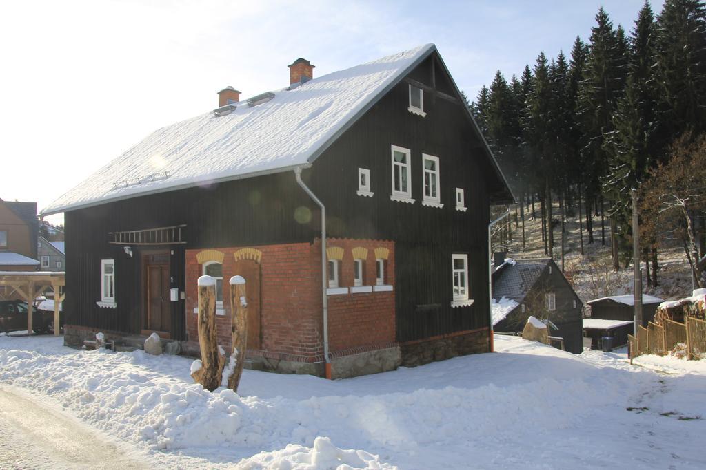 Ferienhaus Anno Dazumal, Wie Zu Oma'S Zeiten Apartment Klingenthal Room photo